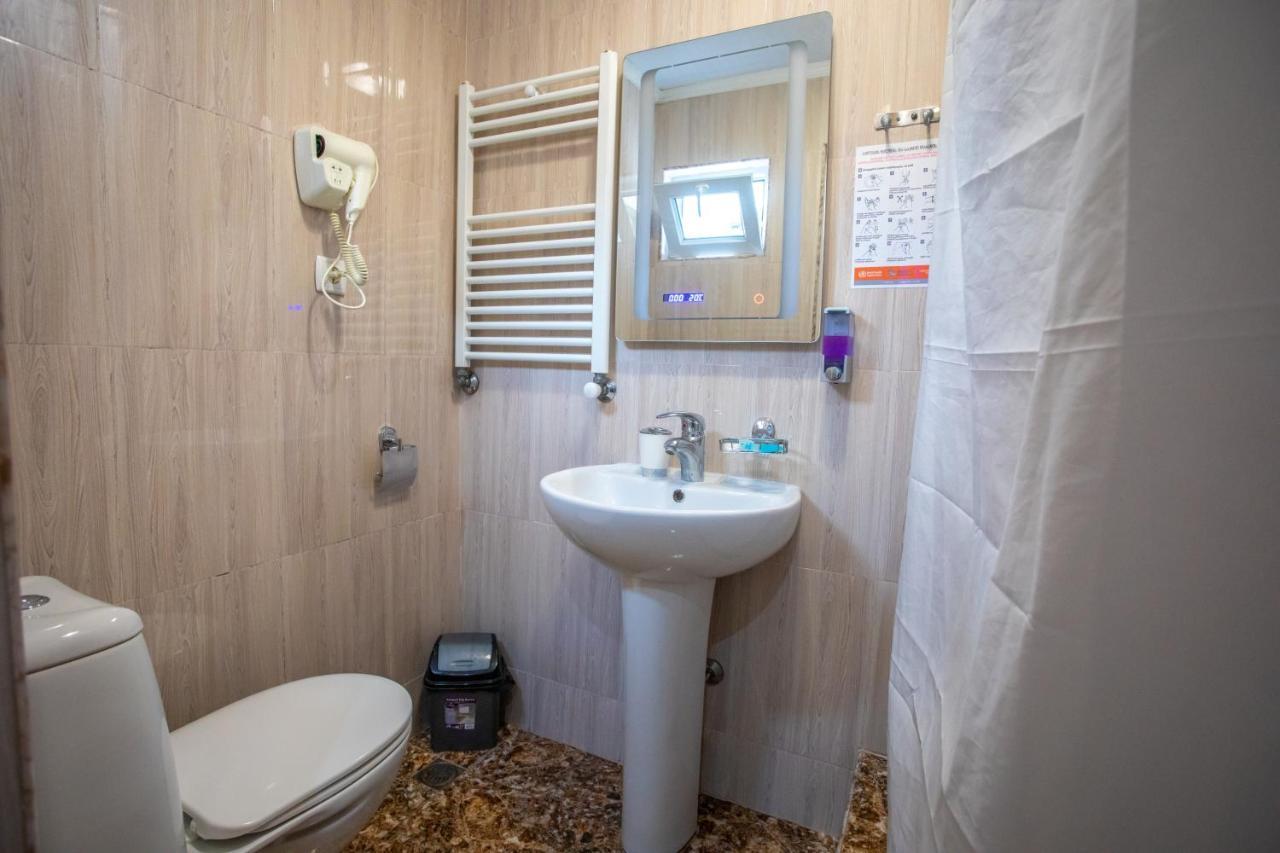 Hotel Mkudro 쿠타이시 외부 사진
