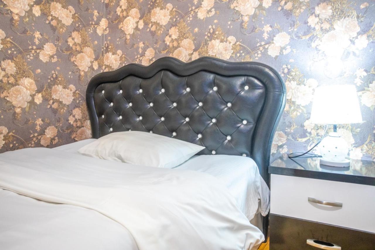 Hotel Mkudro 쿠타이시 외부 사진